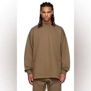 NEW Essentials Fear of God Essentials Relaxed Crewneck Pullover Wood